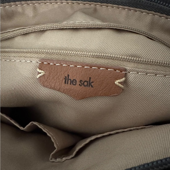 The Sak Pebbled Leather Shoulder Bag Gray Hobo Purse - Picture 7 of 8